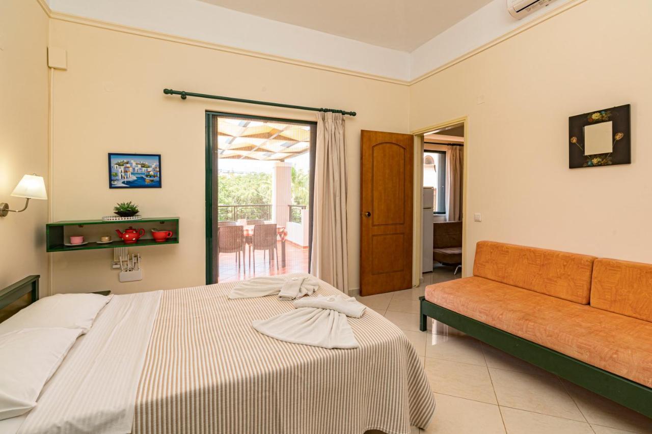 Gianna Apartments Almirida Екстериор снимка