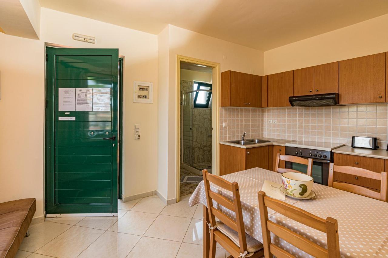 Gianna Apartments Almirida Екстериор снимка