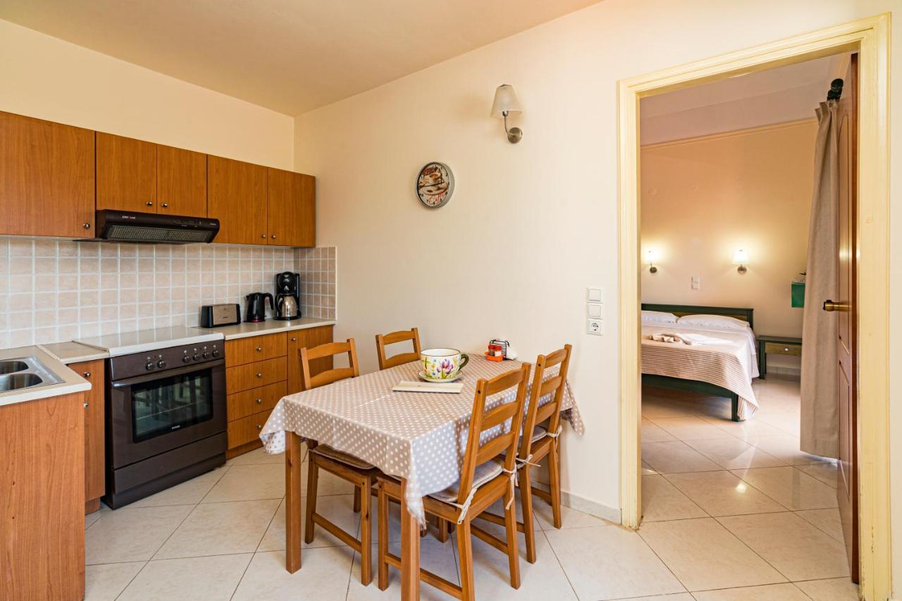 Gianna Apartments Almirida Екстериор снимка